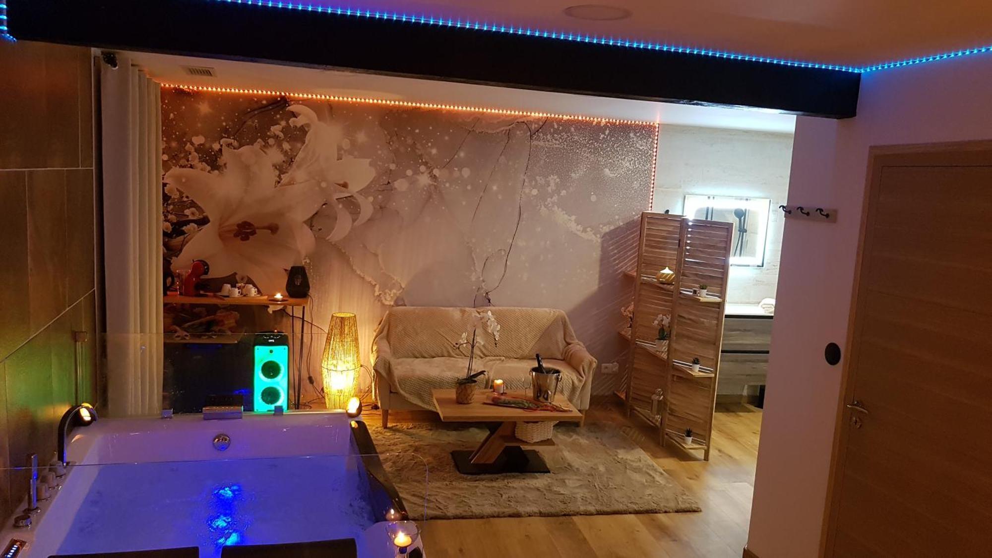 Love Room Jaccuzi Puisserguier Екстериор снимка