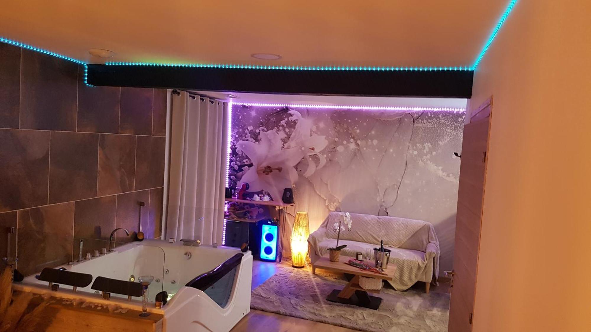 Love Room Jaccuzi Puisserguier Екстериор снимка